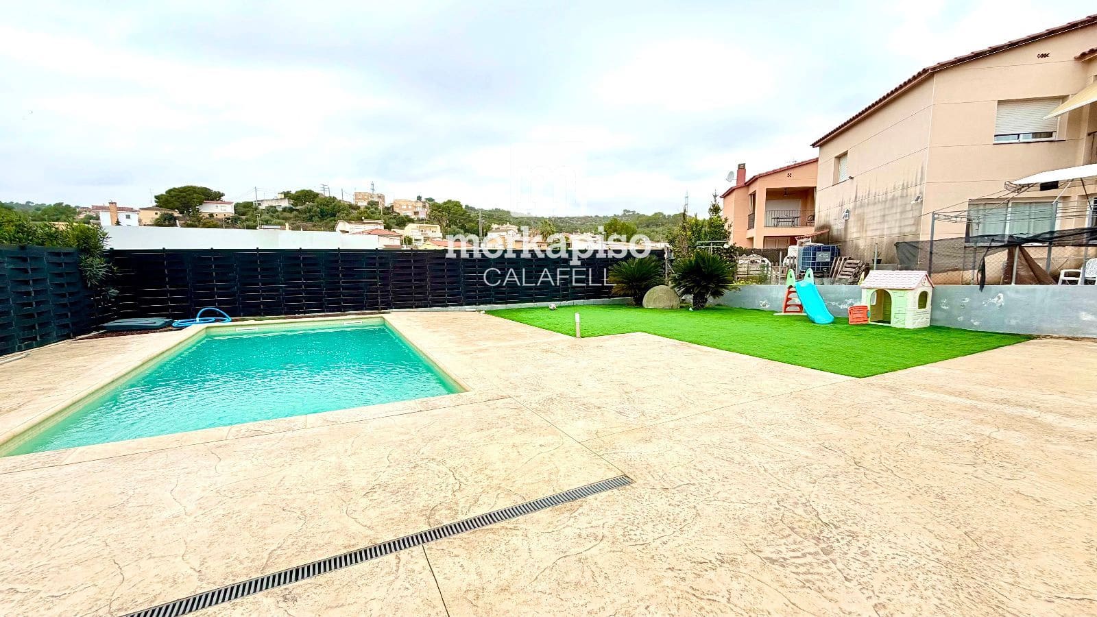 4 quarto Moradia para venda em Segur de Calafell com piscina garagem - 430 000 € (Ref: 9795643)