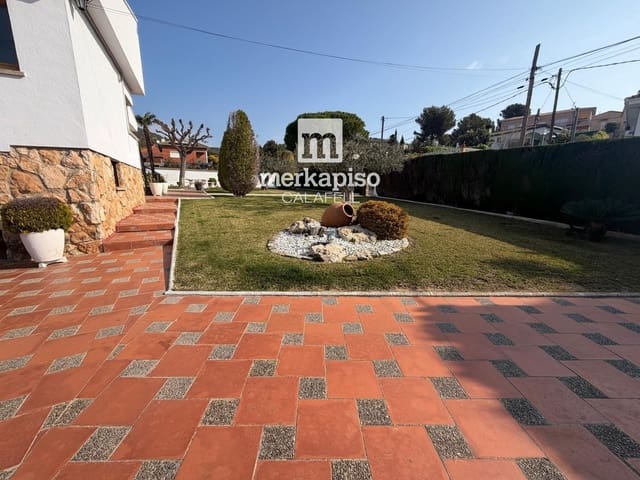 4 camera da letto Villa in vendita in Sant Jaume dels Domenys con piscina garage - 450.000 € (Rif: 9795644)