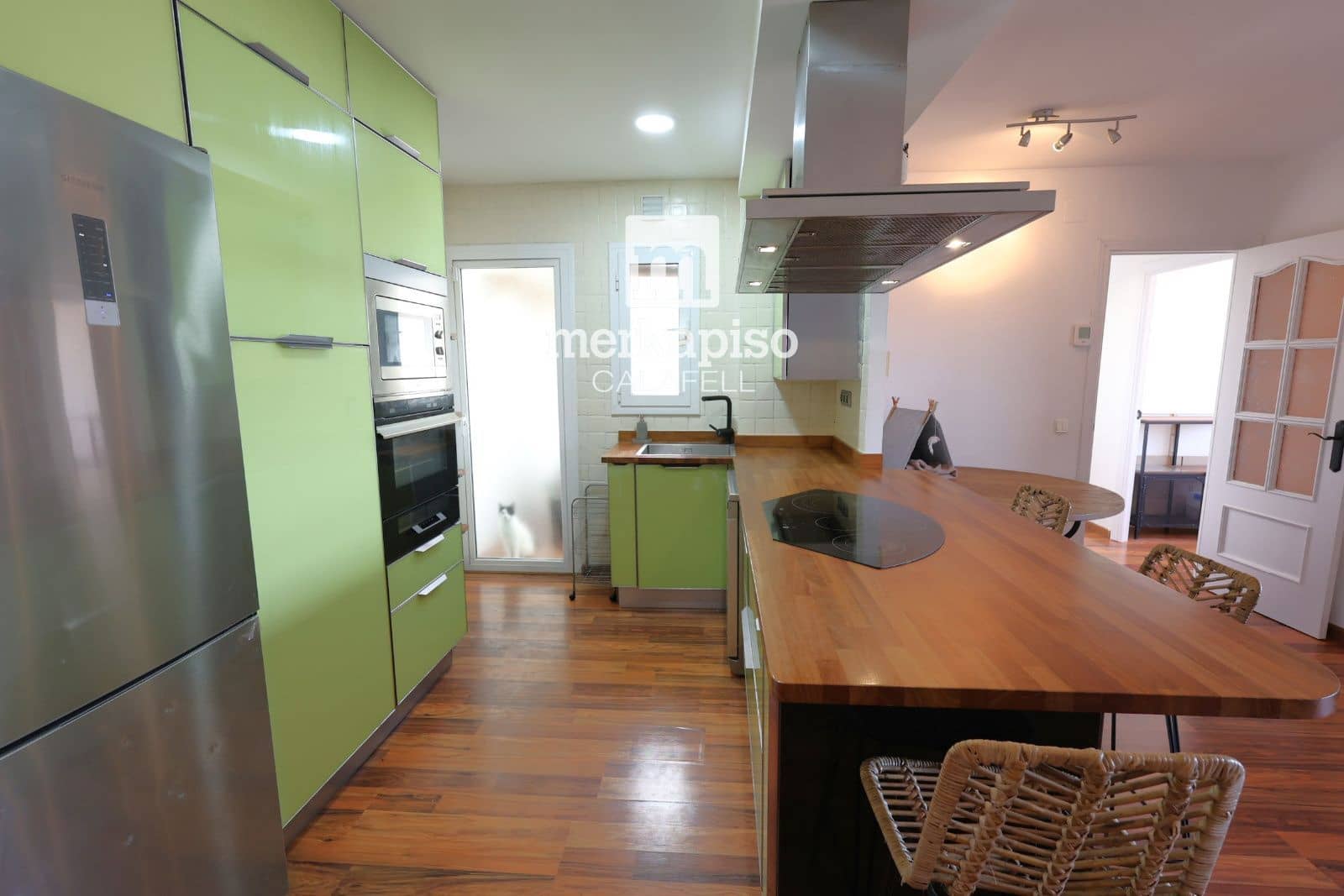 3 soveværelse Penthouse til salg i El Vendrell med swimmingpool garage - € 250.000 (Ref: 9795645)