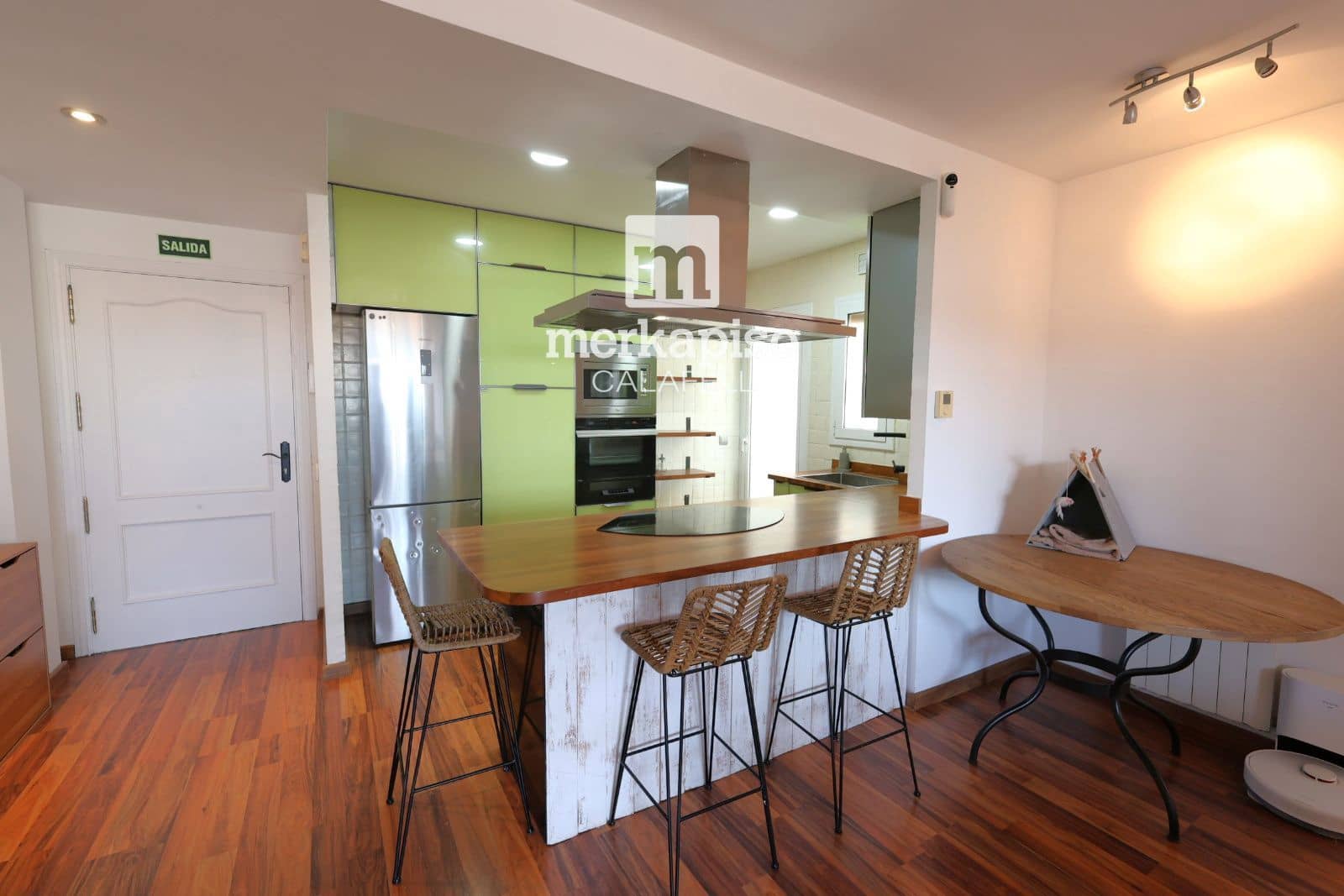 3 soveværelse Penthouse til salg i El Vendrell med swimmingpool garage - € 250.000 (Ref: 9795645)