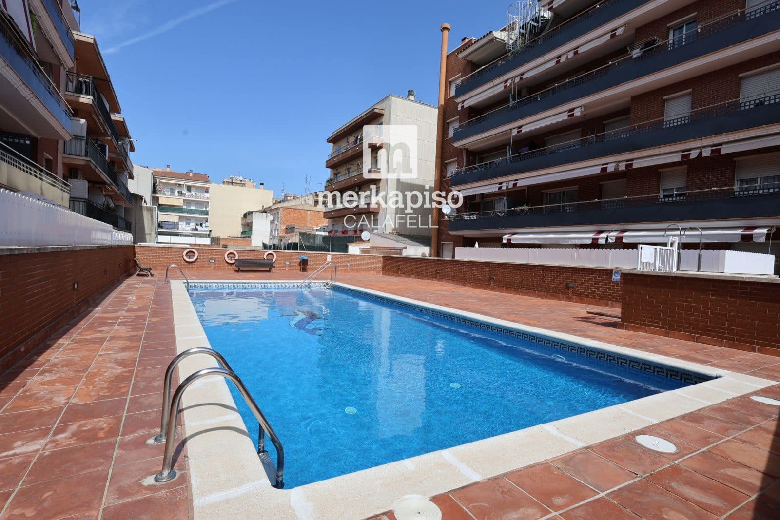 3 soveværelse Penthouse til salg i El Vendrell med swimmingpool garage - € 250.000 (Ref: 9795645)