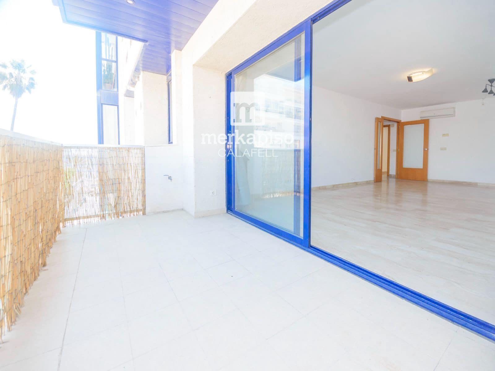 3 bedroom Flat for sale in Calafell - € 300,000 (Ref: 9807183)