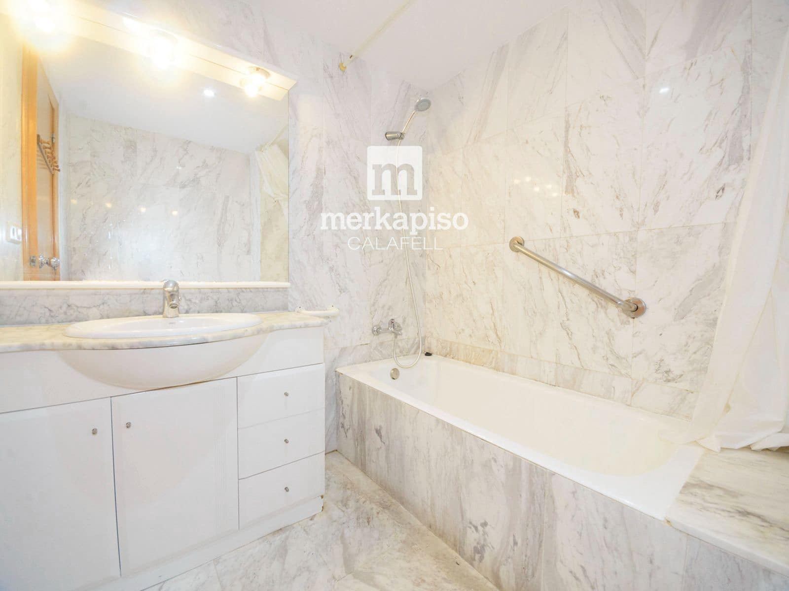 3 bedroom Flat for sale in Calafell - € 300,000 (Ref: 9807183)