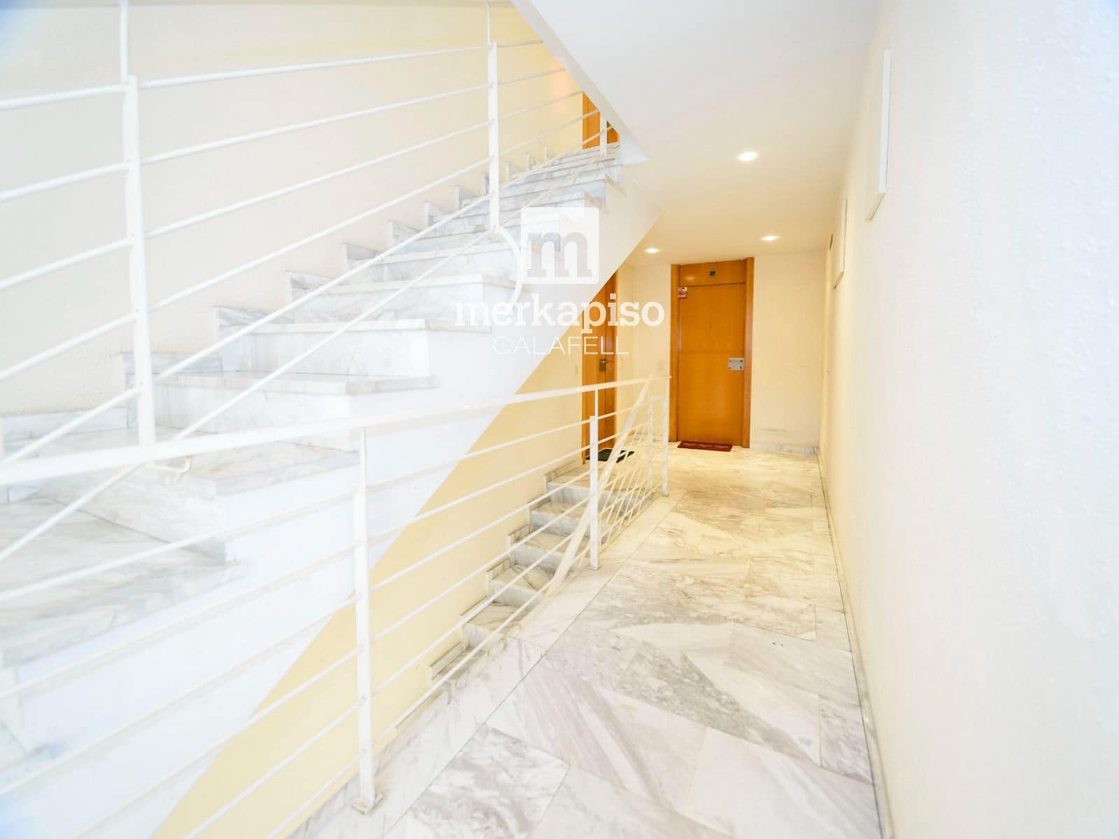 3 bedroom Flat for sale in Calafell - € 300,000 (Ref: 9807183)