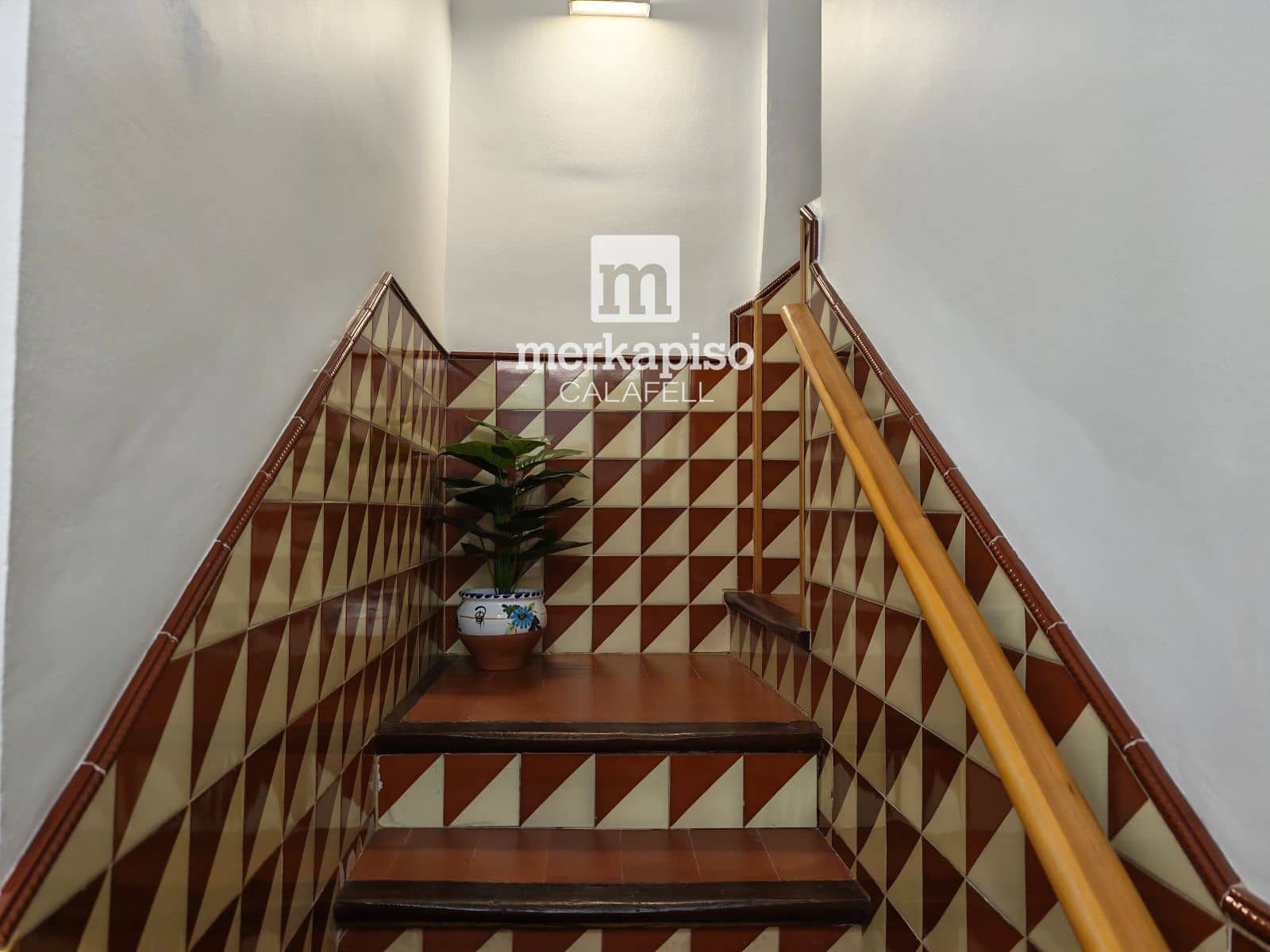 5 sypialnia Dom na sprzedaż w Llorenc del Penedes - 379 000 € (Ref: 9809455)