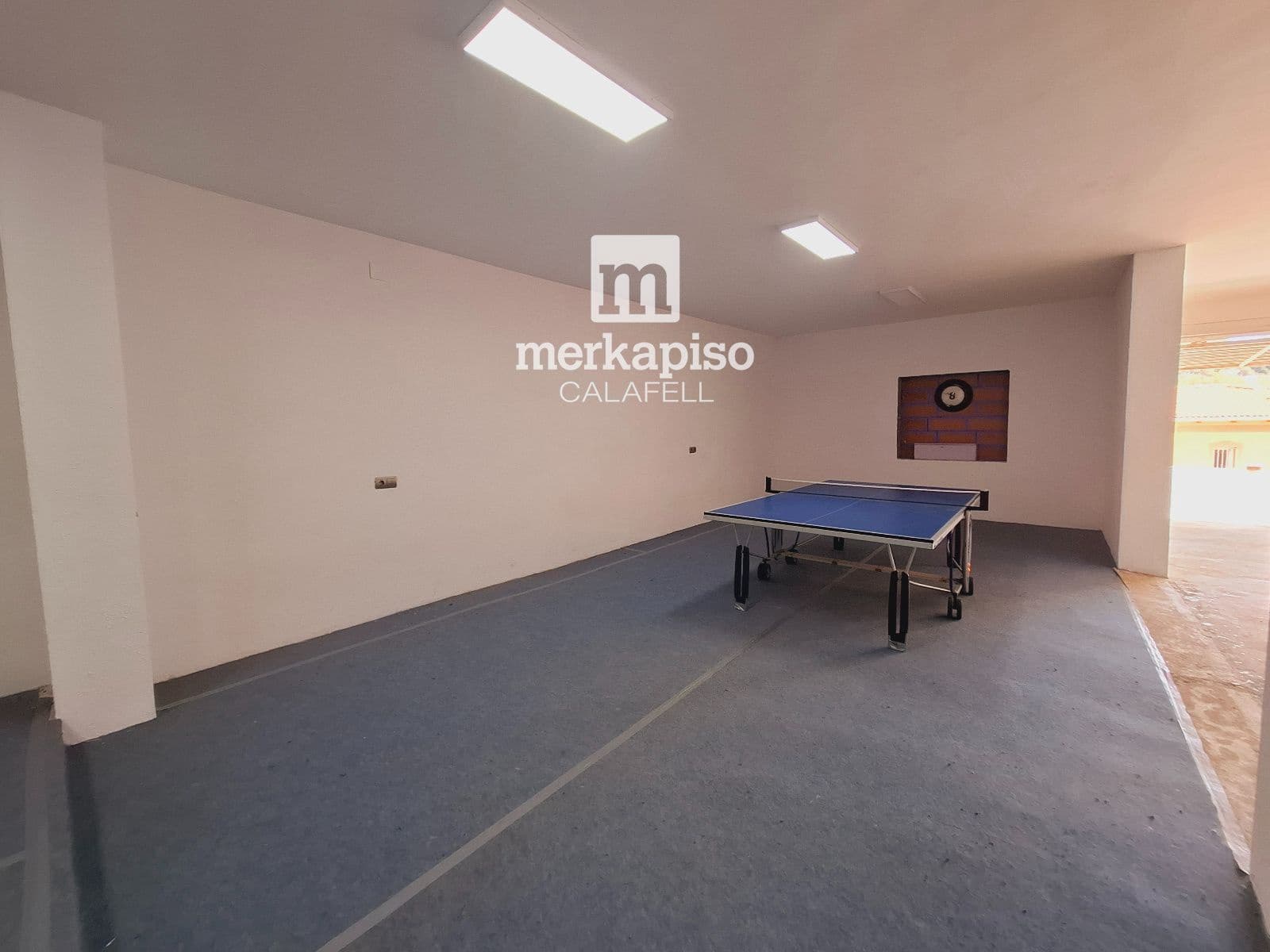 4 quarto Moradia para venda em Castellet i la Gornal com piscina garagem - 362 000 € (Ref: 9814747)