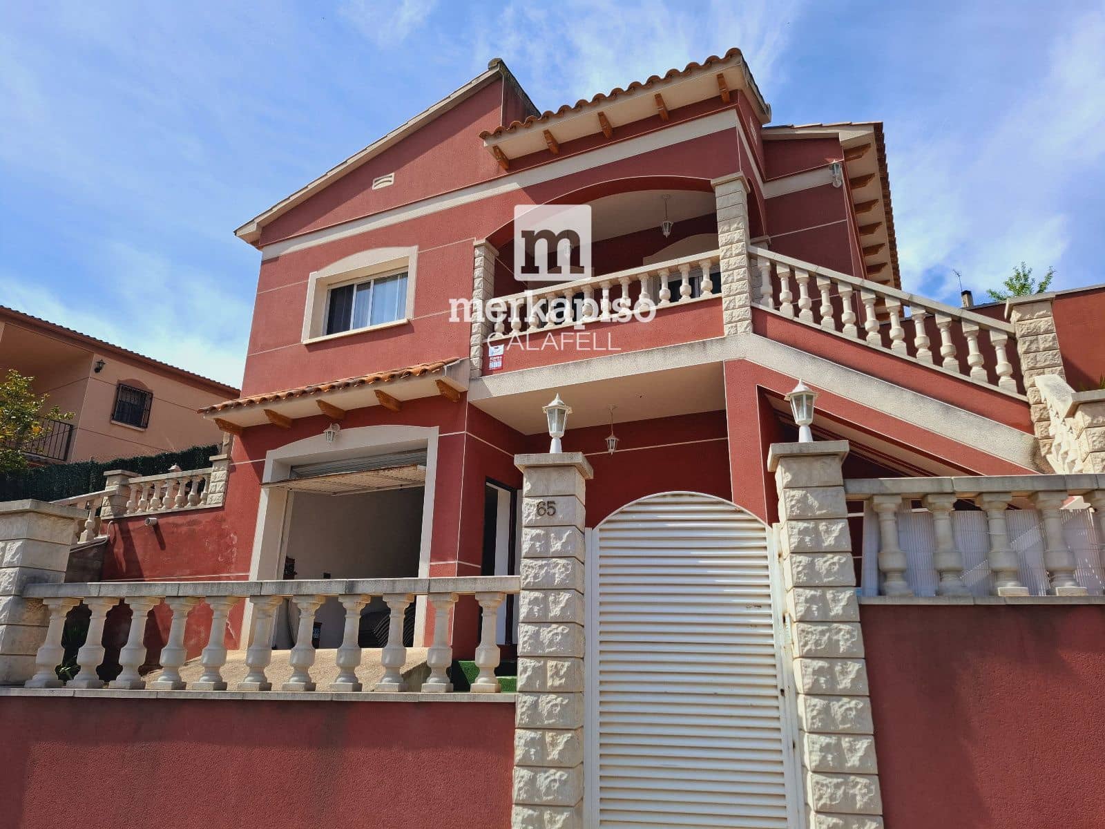4 quarto Moradia para venda em Castellet i la Gornal com piscina garagem - 362 000 € (Ref: 9814747)