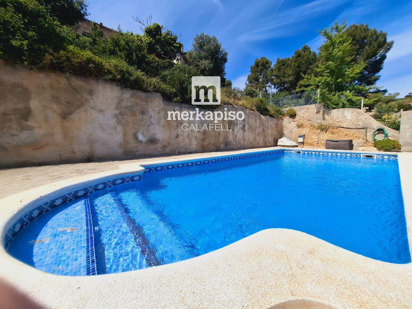 4 quarto Moradia para venda em Castellet i la Gornal com piscina garagem - 362 000 € (Ref: 9814747)
