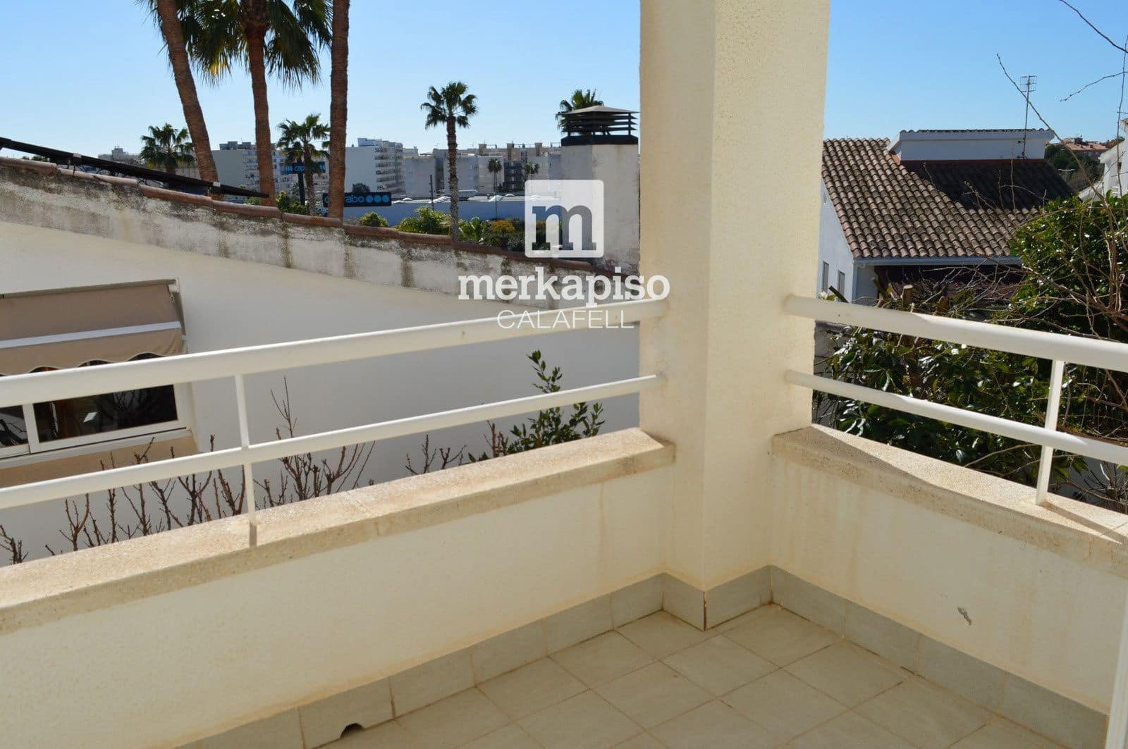 5 bedroom Villa for sale in Calafell with garage - € 510,000 (Ref: 9819735)