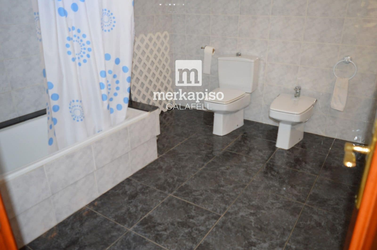 5 bedroom Villa for sale in Calafell with garage - € 510,000 (Ref: 9819735)