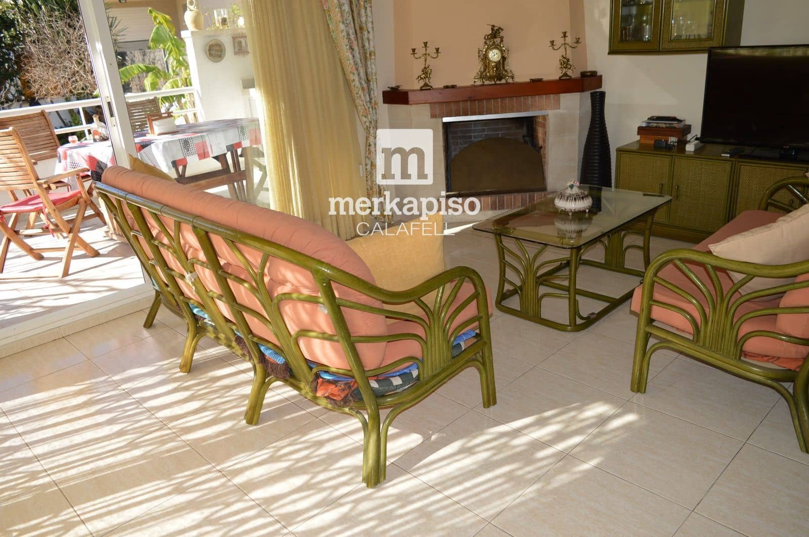 5 bedroom Villa for sale in Calafell with garage - € 510,000 (Ref: 9819735)