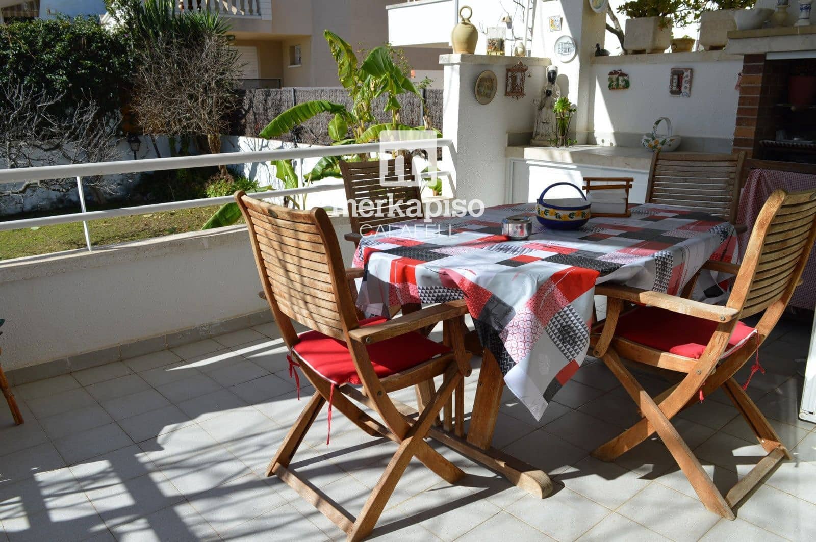 5 bedroom Villa for sale in Calafell with garage - € 510,000 (Ref: 9819735)