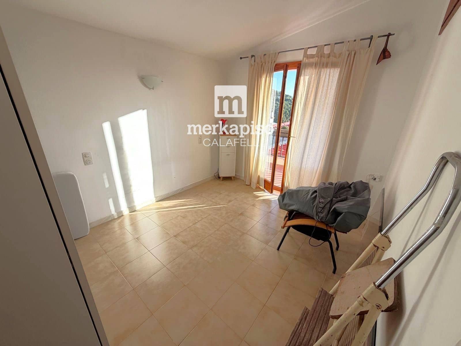 3 bedroom Villa for sale in Bellvei - € 210,000 (Ref: 9824224)