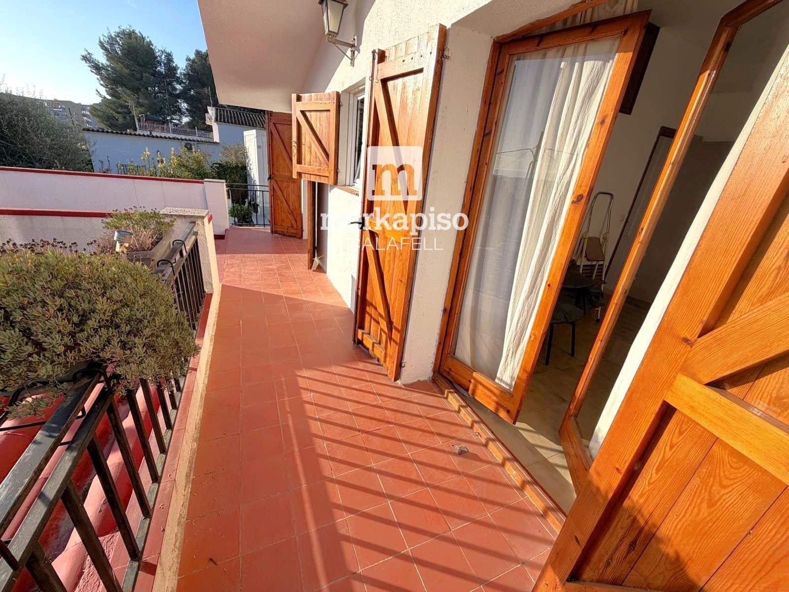 3 bedroom Villa for sale in Bellvei - € 210,000 (Ref: 9824224)