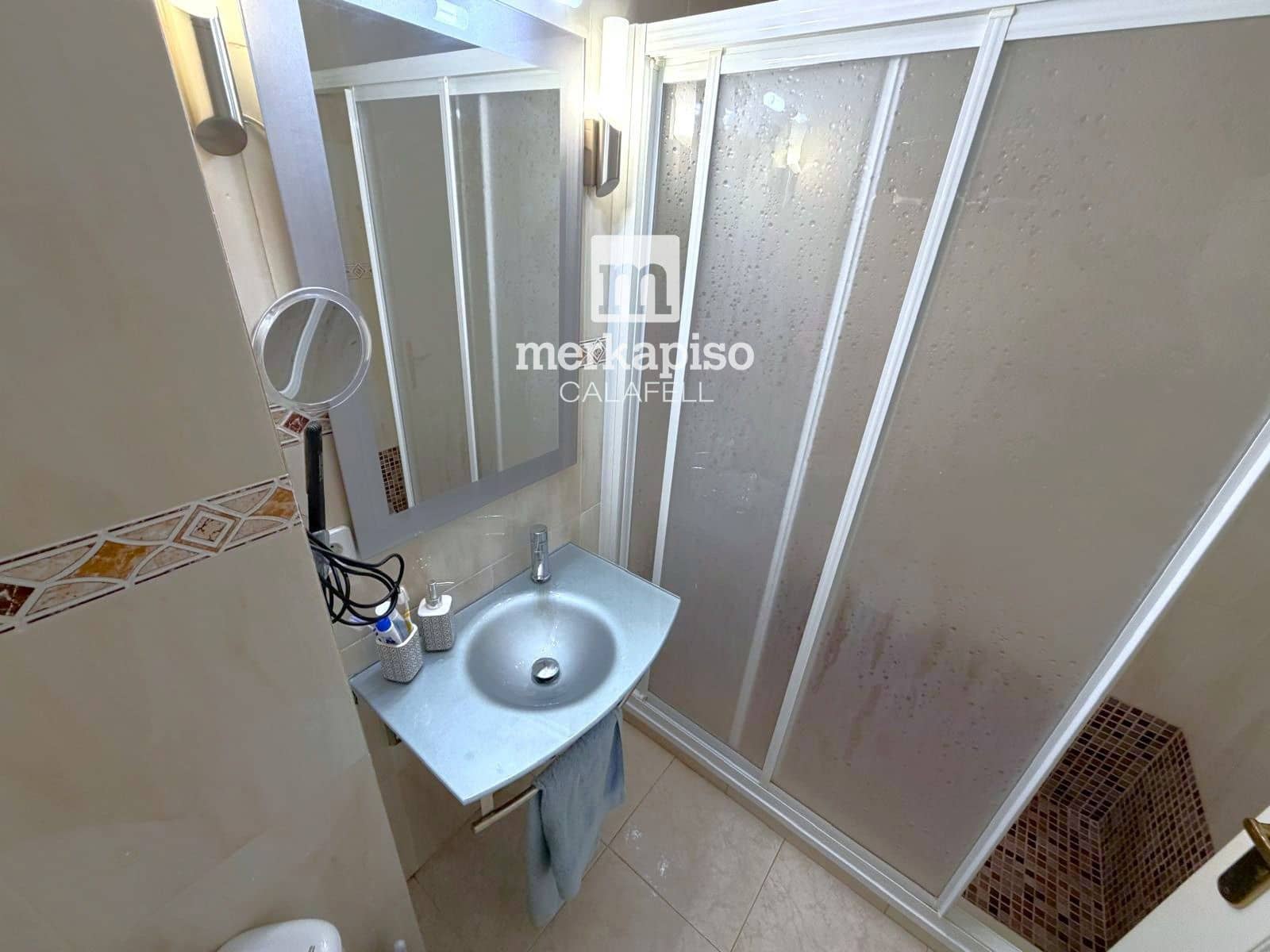Piso de 3 habitaciones en Calafell en venta con piscina garaje - 365.000 € (Ref: 9825822)