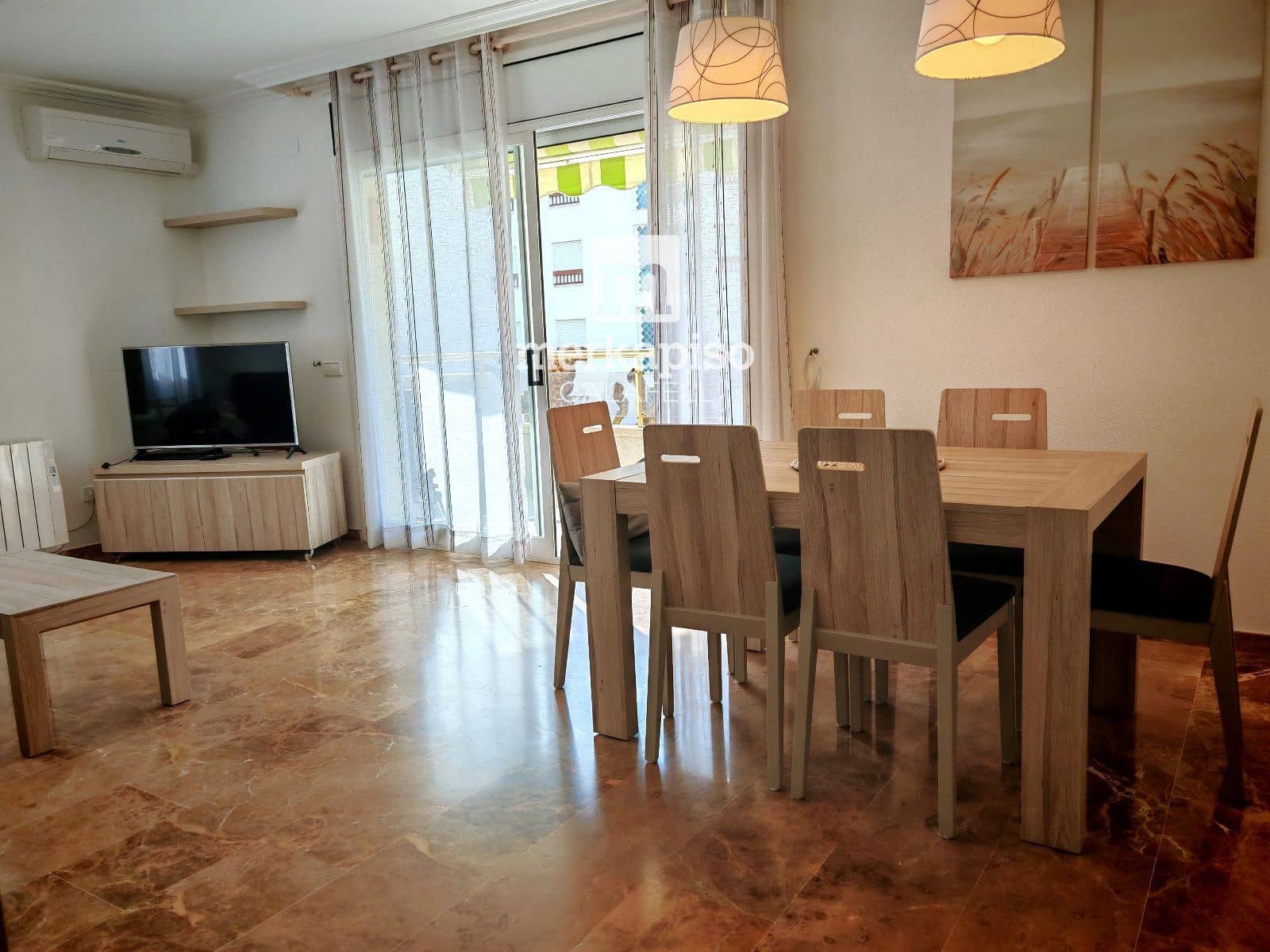 Piso de 3 habitaciones en Calafell en venta con piscina garaje - 365.000 € (Ref: 9825822)
