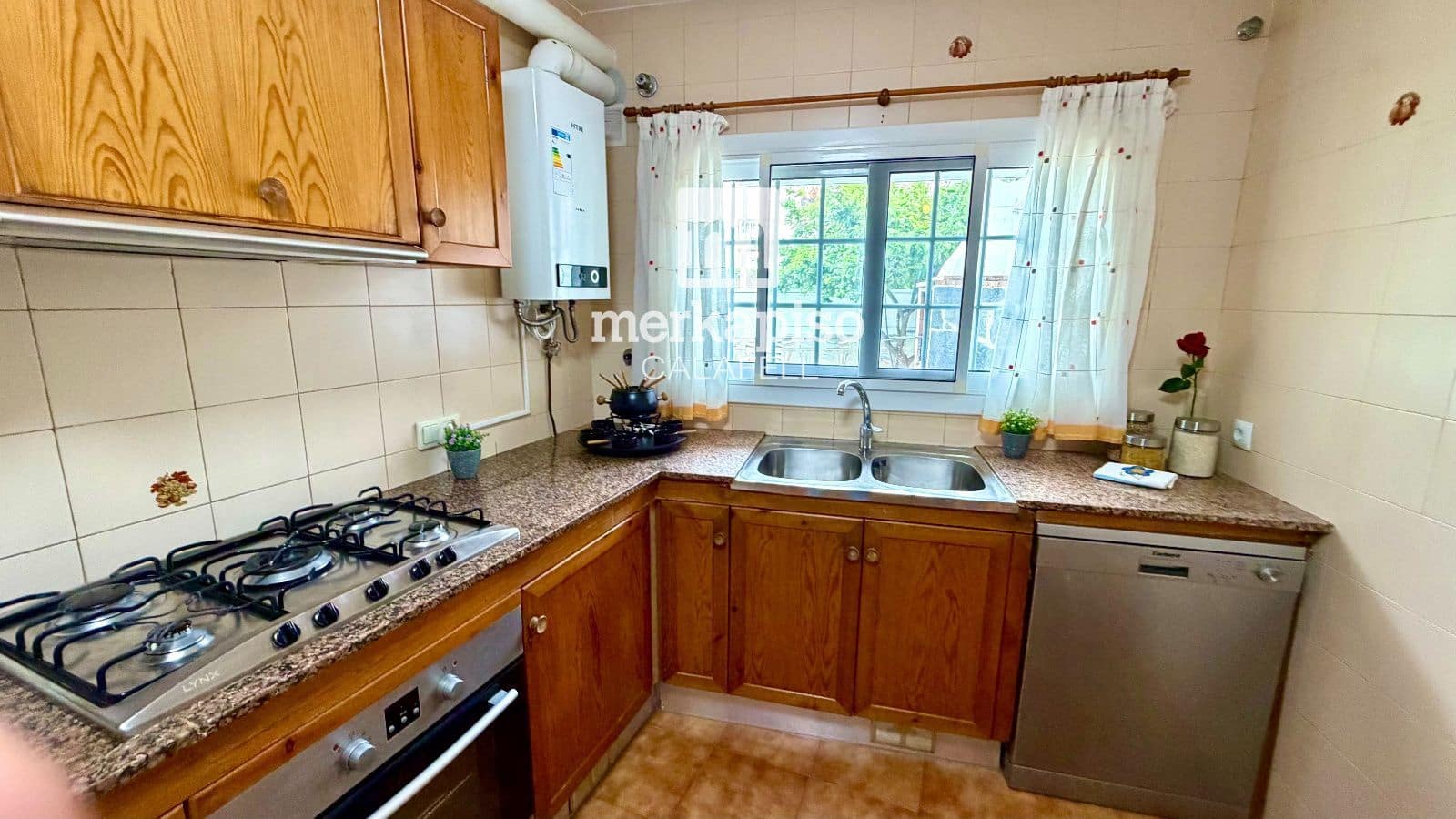4 soveværelse Villa til salg i Cunit med garage - € 360.000 (Ref: 9829608)