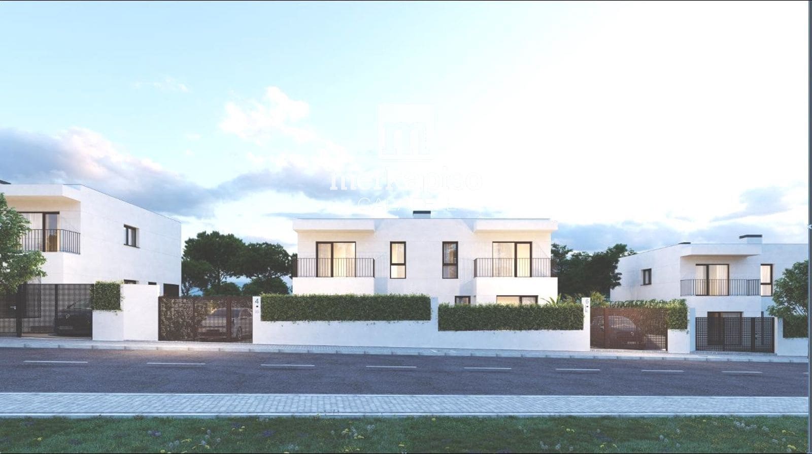 4 bedroom Townhouse for sale in Calafell with pool - € 435,000 (Ref: 9836781)