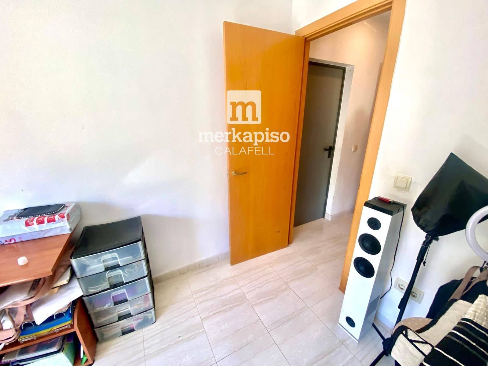 4 makuuhuone Huvila myytävänä paikassa El Vendrell mukana uima-altaan 
autotalli - 335 000 € (Ref: 9838578)