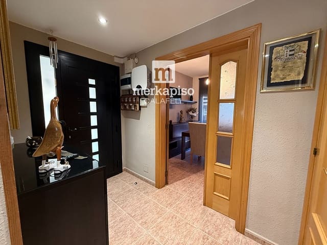 4 Zimmer Villa zu verkaufen in Segur de Calafell, Calafell mit Garage - 439.000 € (Ref: 9838699)