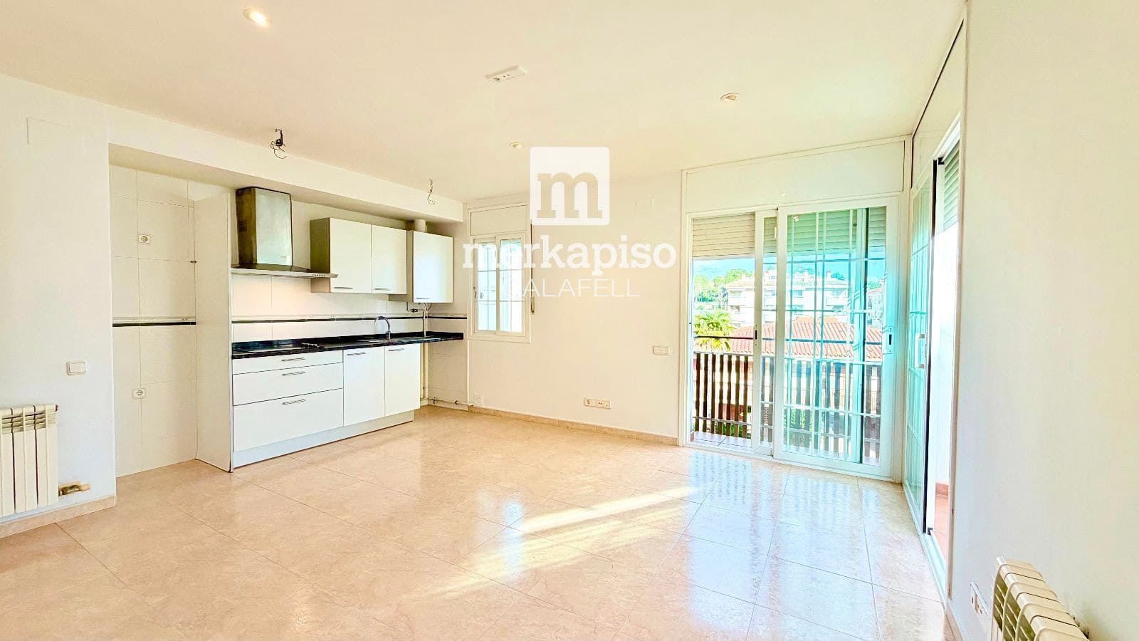 2 bedroom Flat for sale in El Vendrell - € 190,000 (Ref: 9841880)