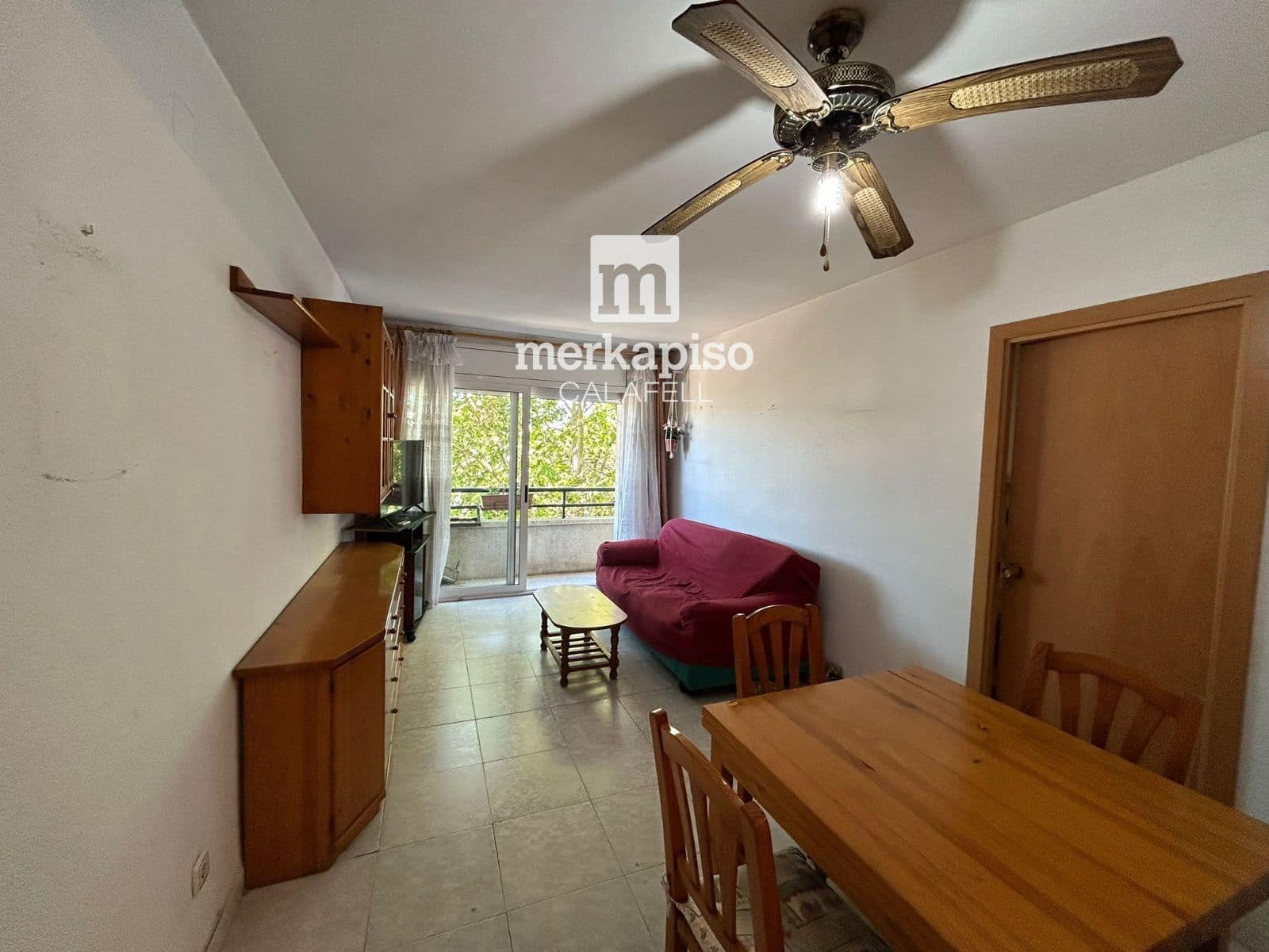 Piso de 3 habitaciones en Calafell en venta con piscina garaje - 239.000 € (Ref: 9841881)