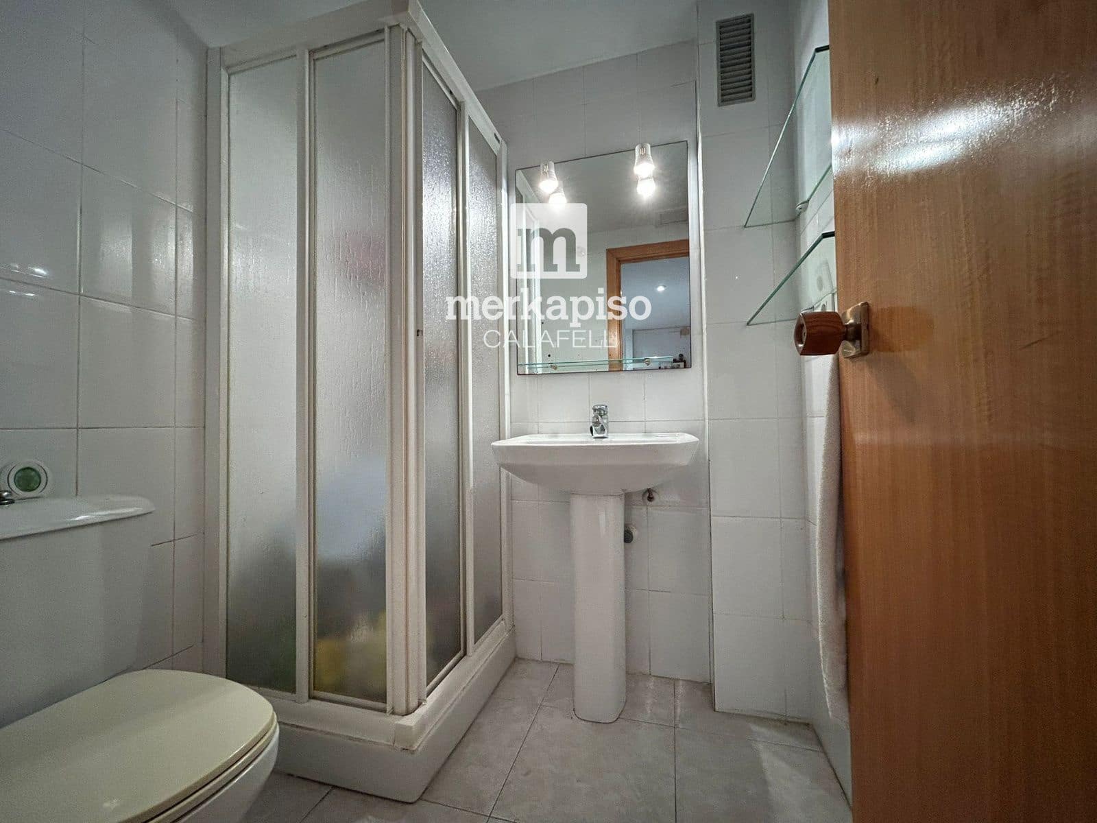 Piso de 3 habitaciones en Calafell en venta con piscina garaje - 239.000 € (Ref: 9841881)