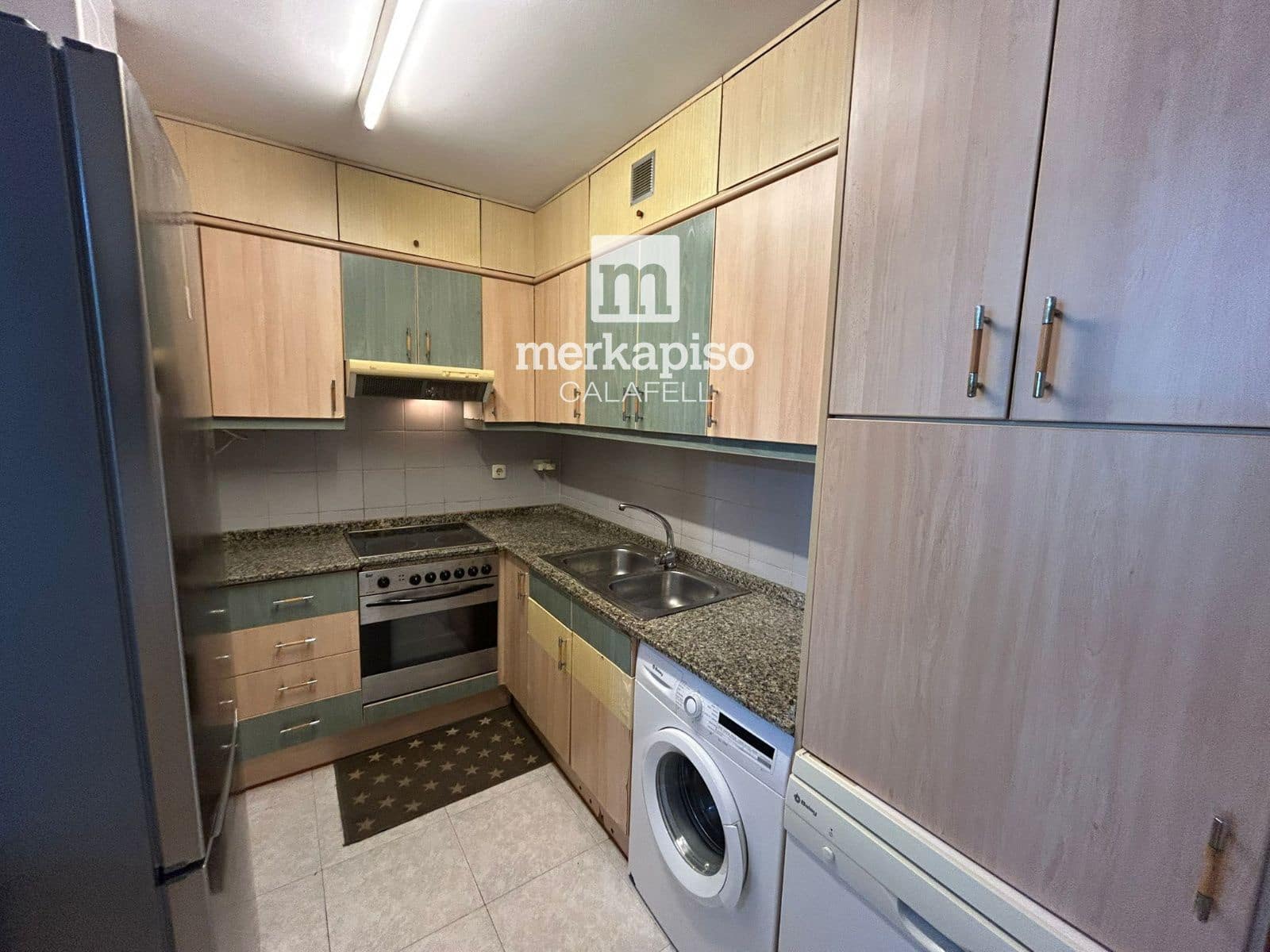 Piso de 3 habitaciones en Calafell en venta con piscina garaje - 239.000 € (Ref: 9841881)