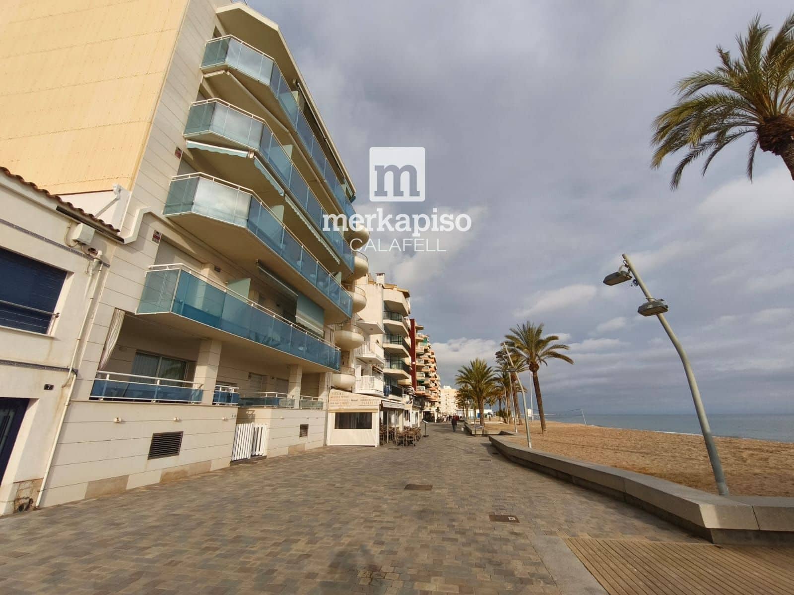 Piso de 4 habitaciones en Calafell en venta con garaje - 499.000 € (Ref: 9841882)