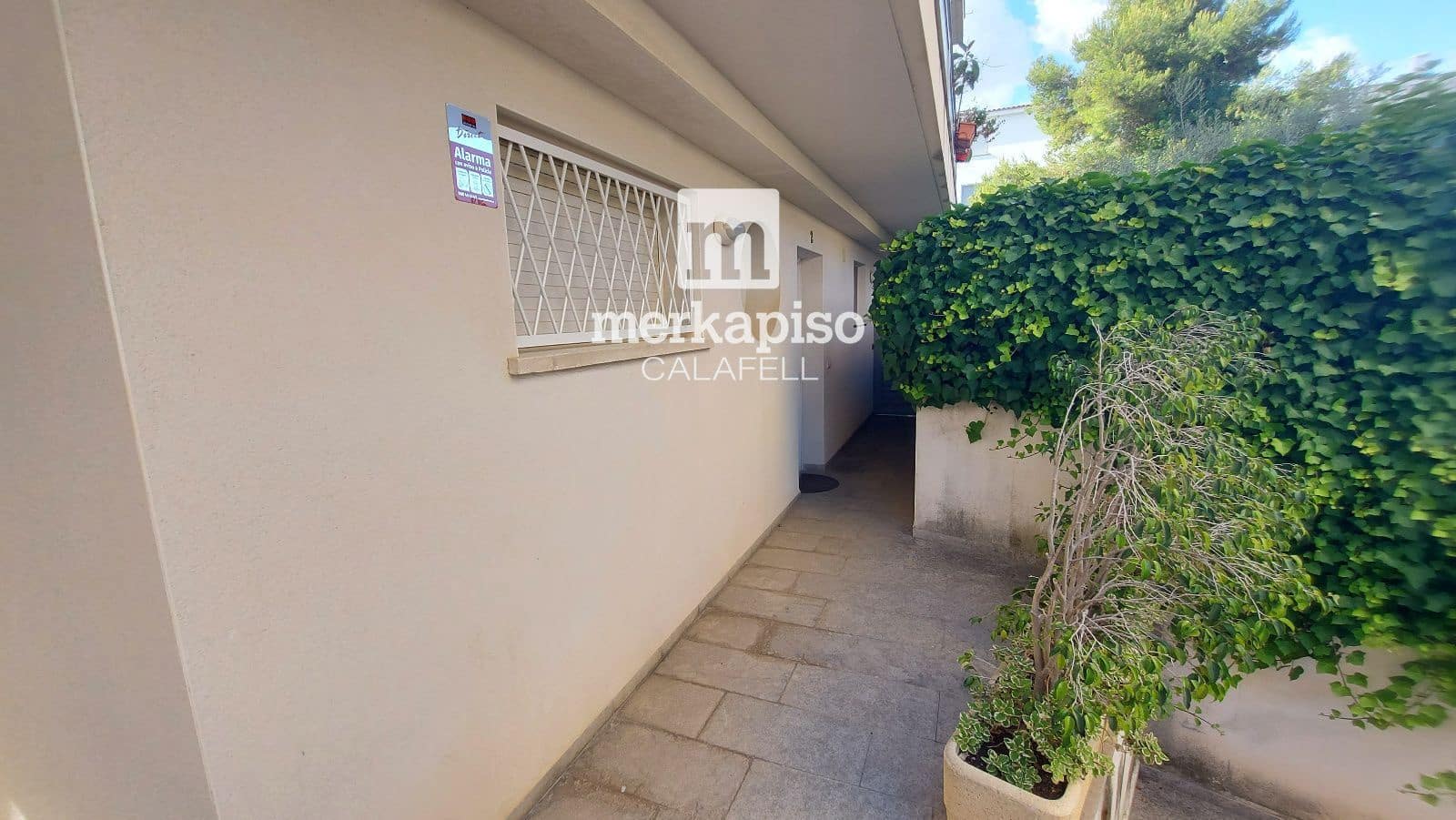 2 soverom Leilighet til salgs i Cunit med svømmebasseng garasje - € 186 900 (Ref: 9849925)