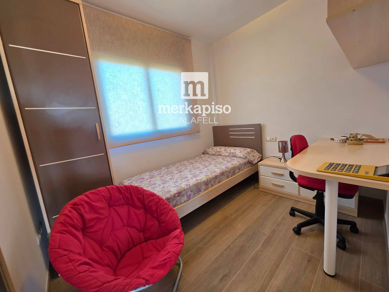 4 makuuhuone Omakotitalo myytävänä paikassa La Nou de Gaia mukana 
autotalli - 299 999 € (Ref: 9853070)