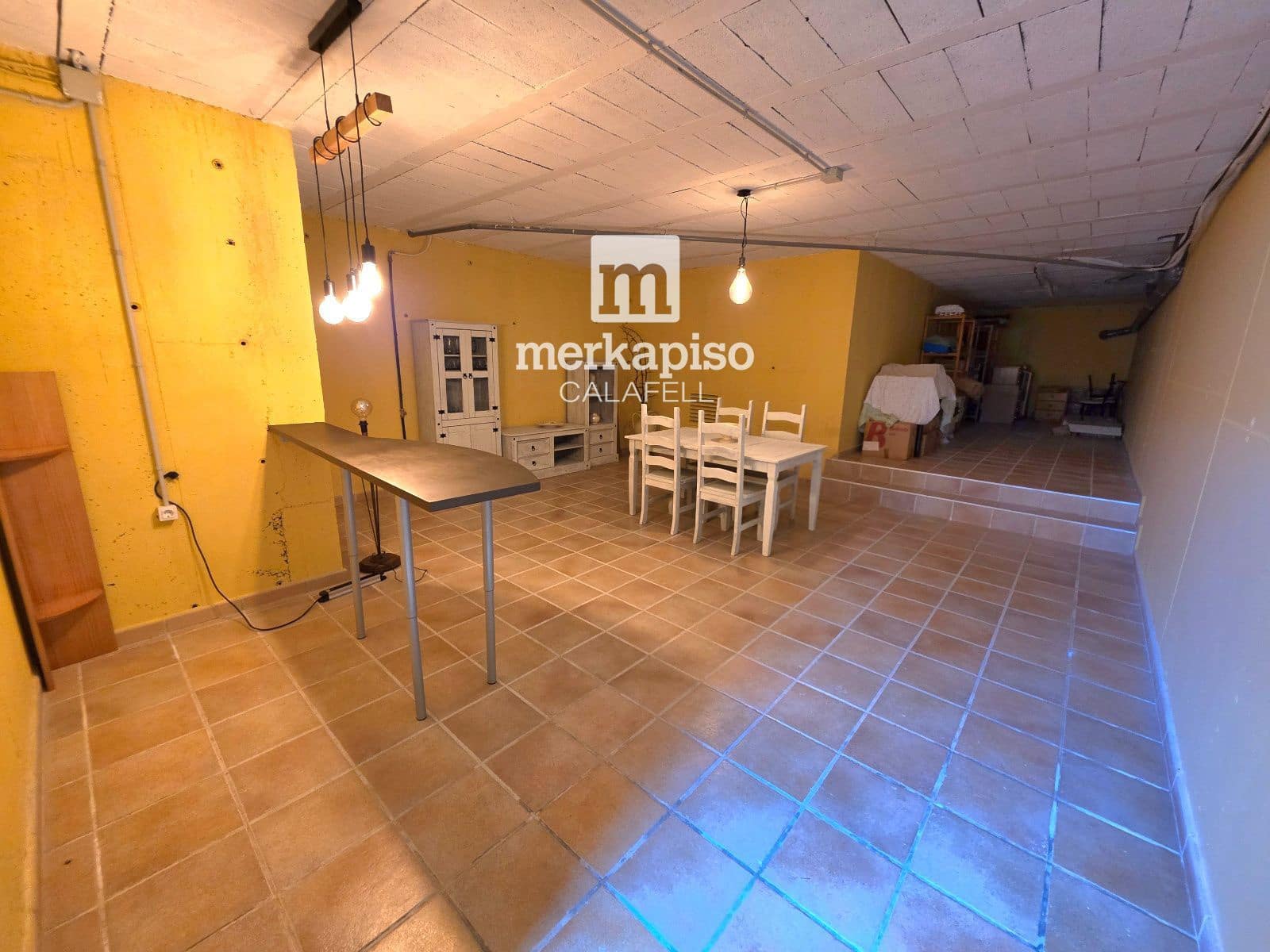 4 makuuhuone Omakotitalo myytävänä paikassa La Nou de Gaia mukana 
autotalli - 299 999 € (Ref: 9853070)
