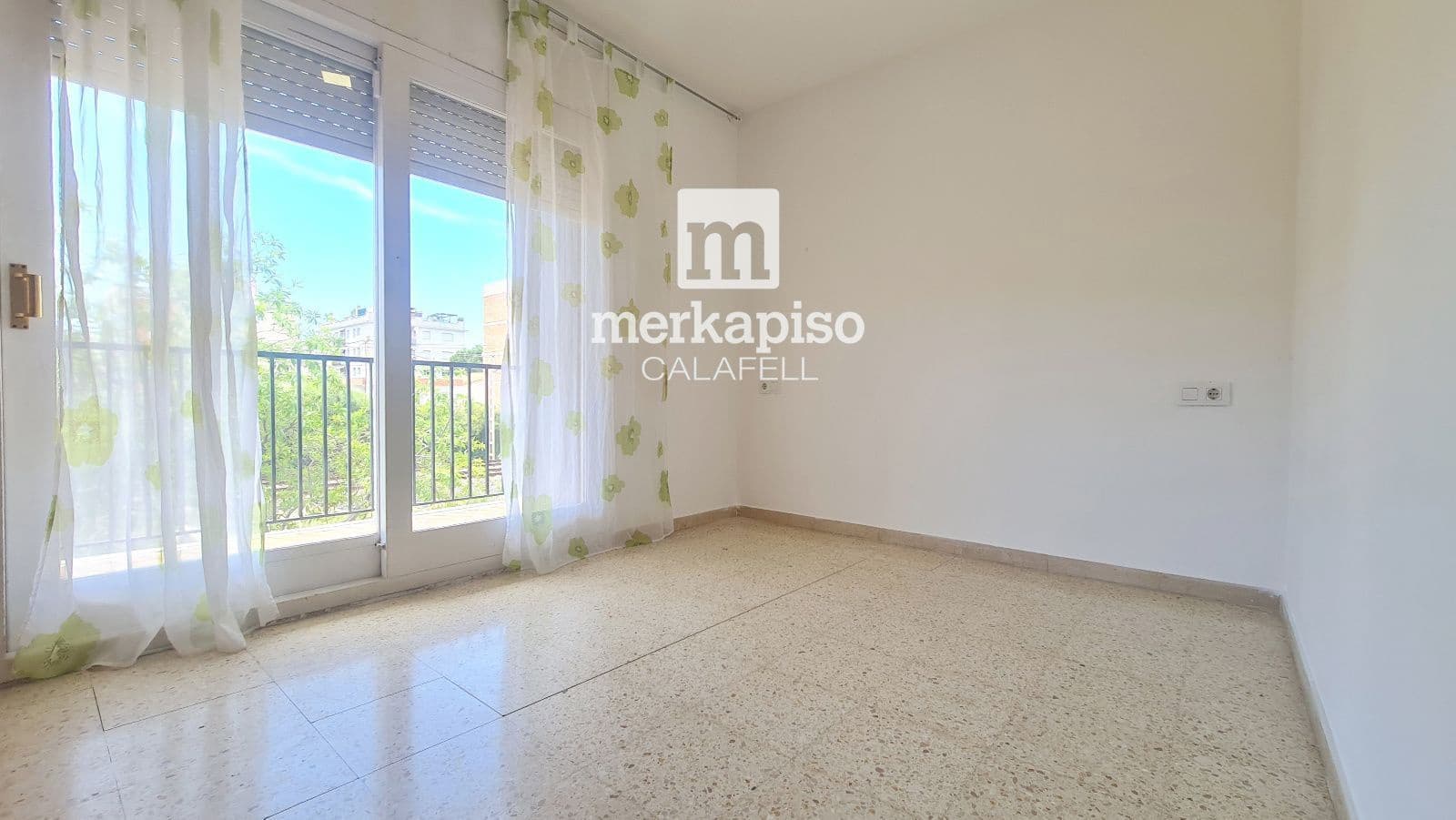 3 soveværelse Lejlighed til salg i Calafell med garage - € 175.000 (Ref: 9856049)