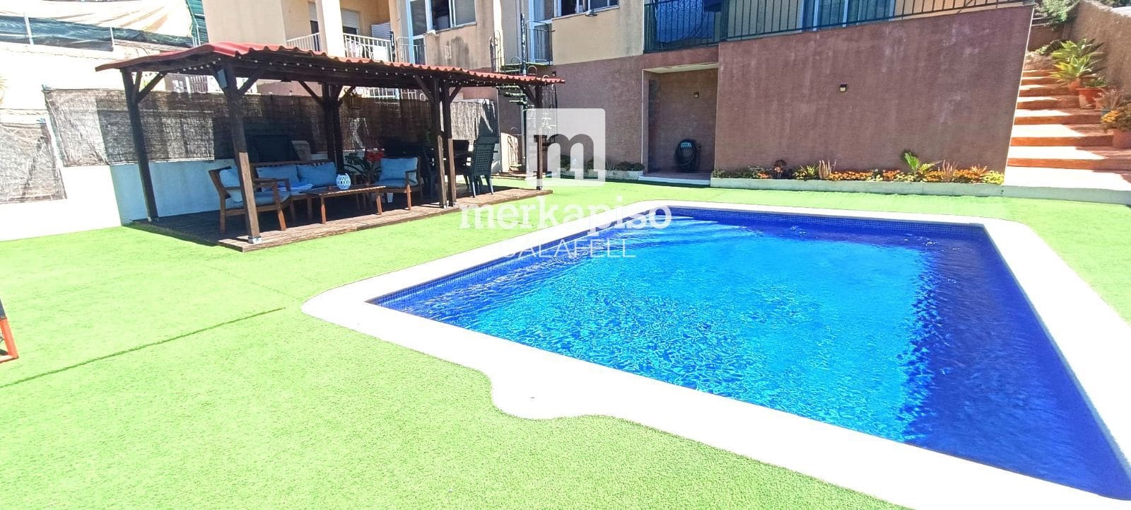 4 bedroom Villa for sale in Segur de Calafell with pool garage - € 369,000 (Ref: 9863446)