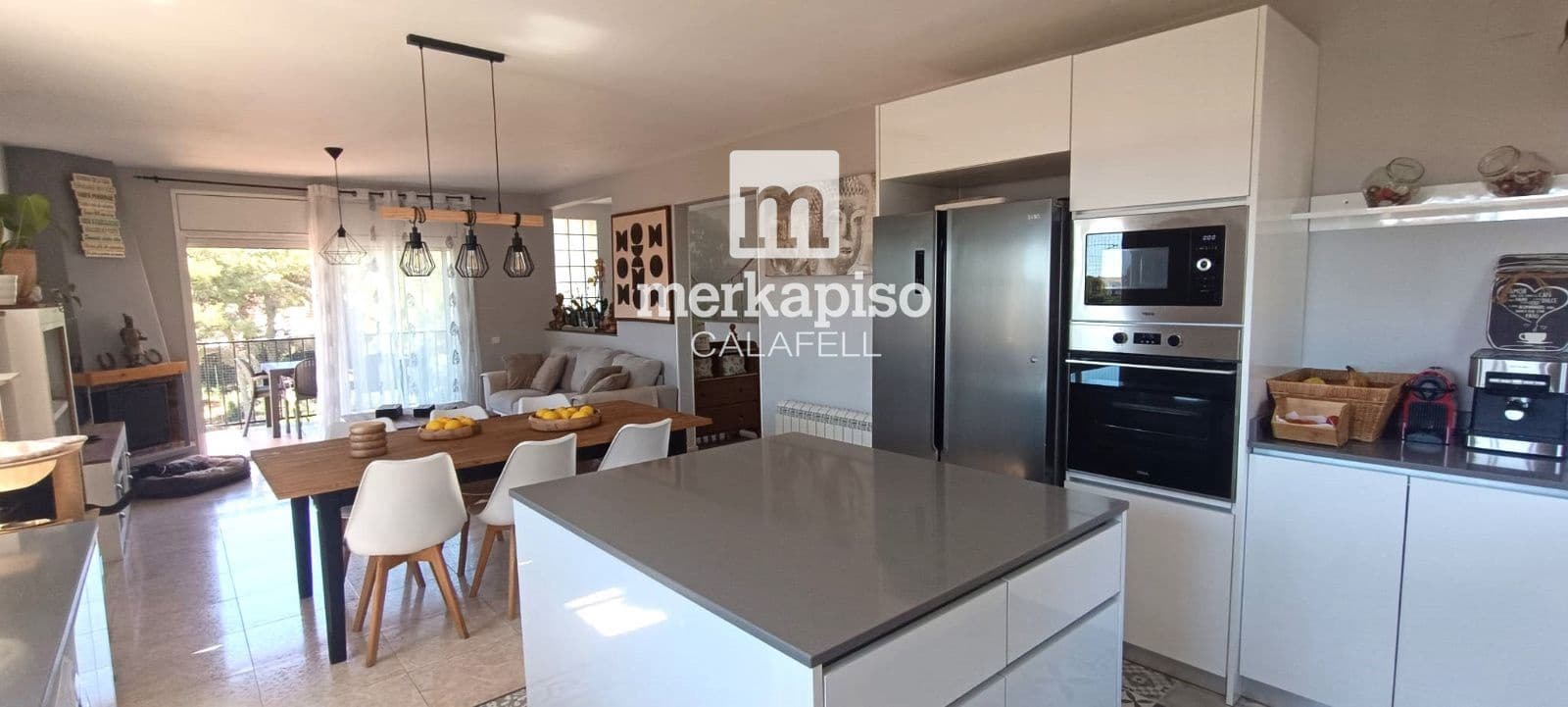 4 bedroom Villa for sale in Segur de Calafell with pool garage - € 369,000 (Ref: 9863446)