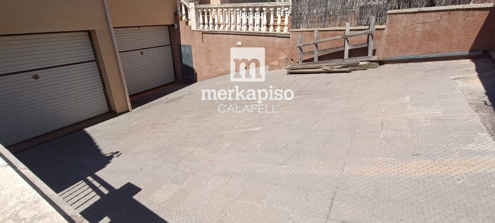 4 bedroom Villa for sale in Segur de Calafell with pool garage - € 369,000 (Ref: 9863446)