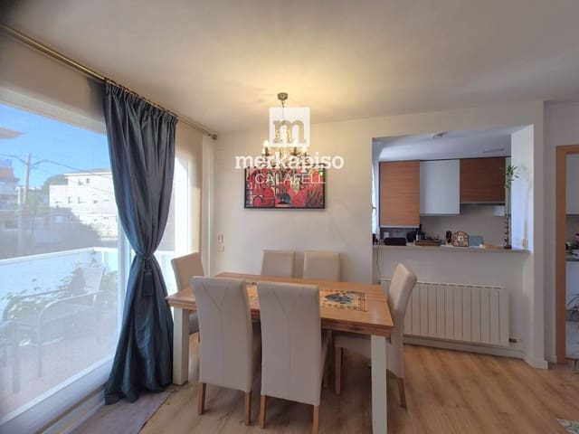 2 makuuhuone Asunto myytävänä paikassa Calafell mukana 
autotalli - 219 000 € (Ref: 9865566)