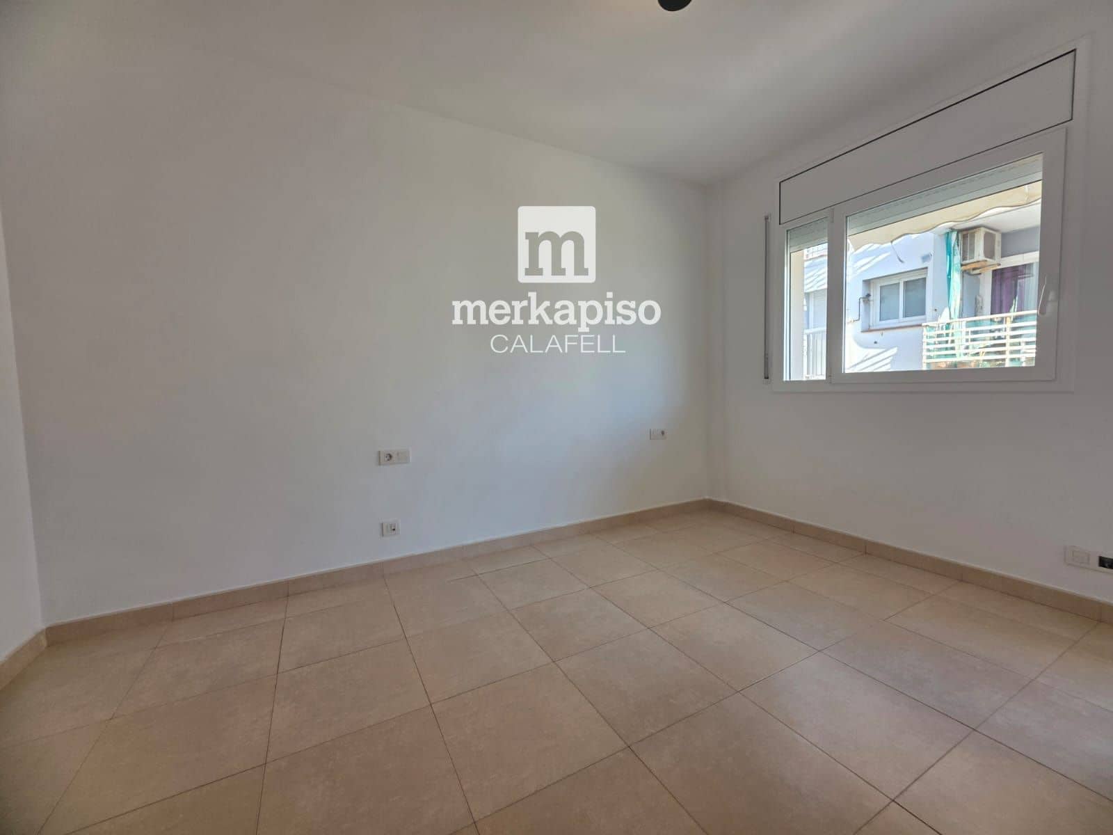3 bedroom Flat for sale in Calafell with garage - € 260,000 (Ref: 9873879)