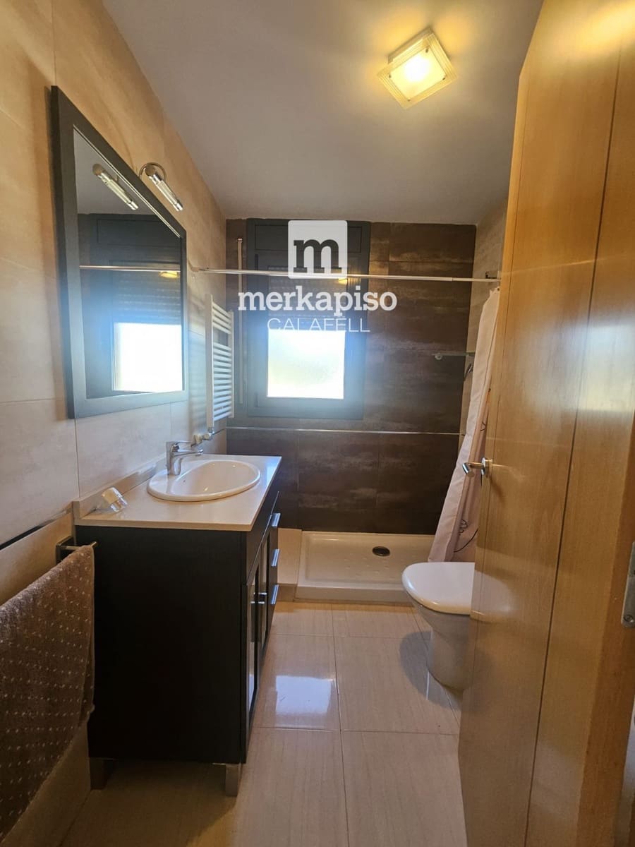 2 makuuhuone Asunto myytävänä paikassa Segur de Calafell mukana uima-altaan 
autotalli - 215 000 € (Ref: 9873880)