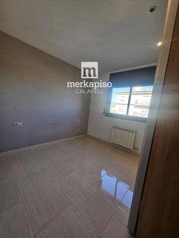 2 makuuhuone Asunto myytävänä paikassa Segur de Calafell, Calafell mukana uima-altaan 
autotalli - 215 000 € (Ref: 9873880)