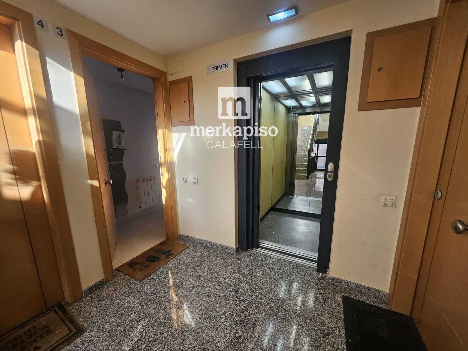 2 makuuhuone Asunto myytävänä paikassa Segur de Calafell mukana uima-altaan 
autotalli - 215 000 € (Ref: 9873880)