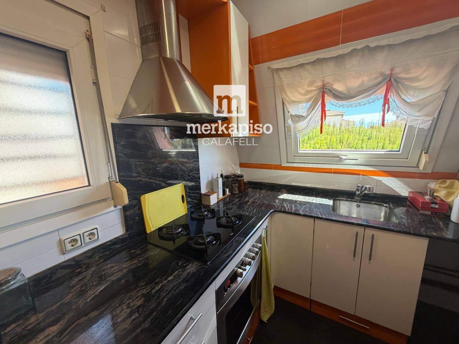 3 slaapkamer Flat te koop in Calafell met zwembad garage - € 270.000 (Ref: 9882633)
