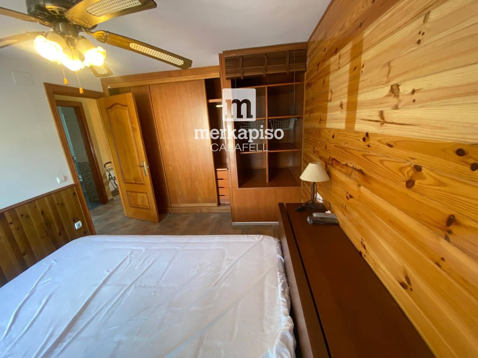 4 bedroom Townhouse for rent in Calafell with garage - € 1,100 (Ref: 9883863)