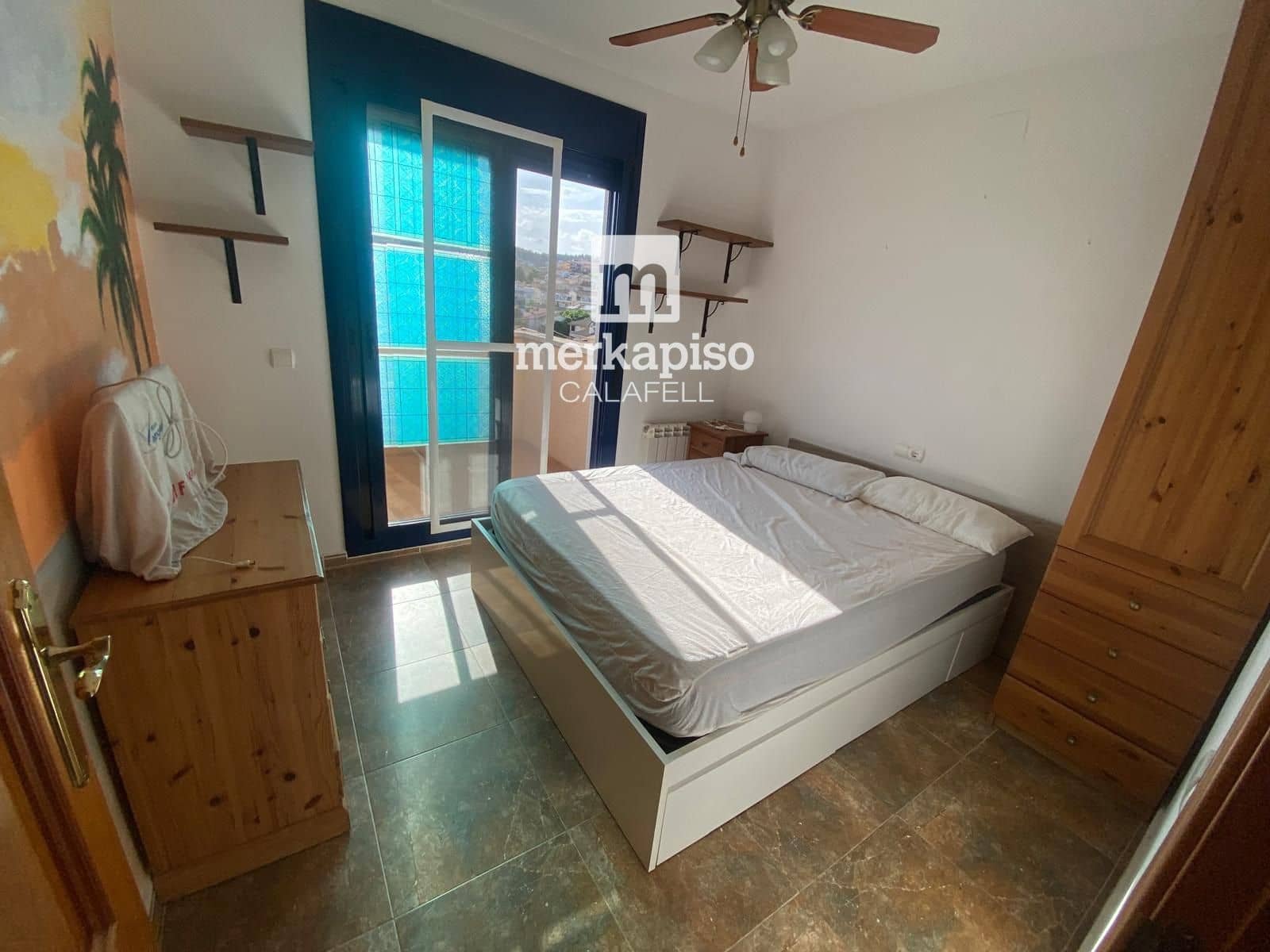 4 bedroom Townhouse for rent in Calafell with garage - € 1,100 (Ref: 9883863)