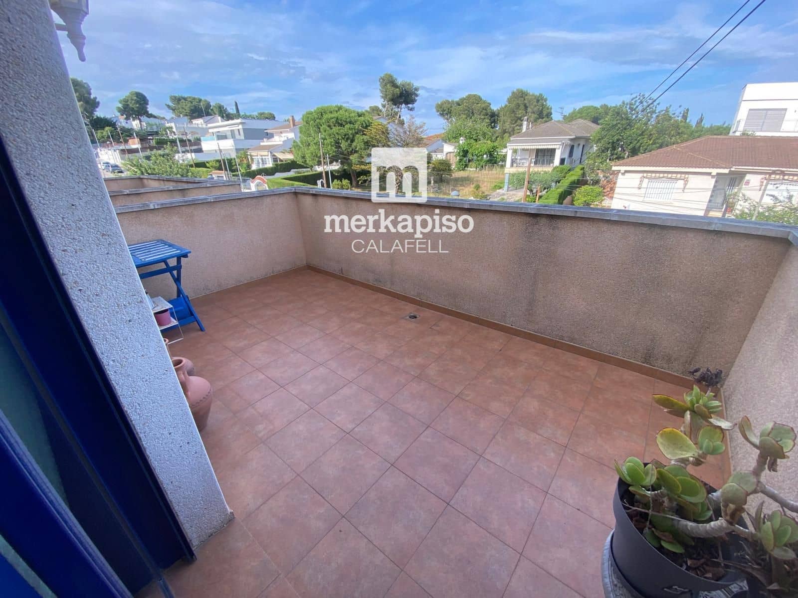 4 bedroom Townhouse for rent in Calafell with garage - € 1,100 (Ref: 9883863)