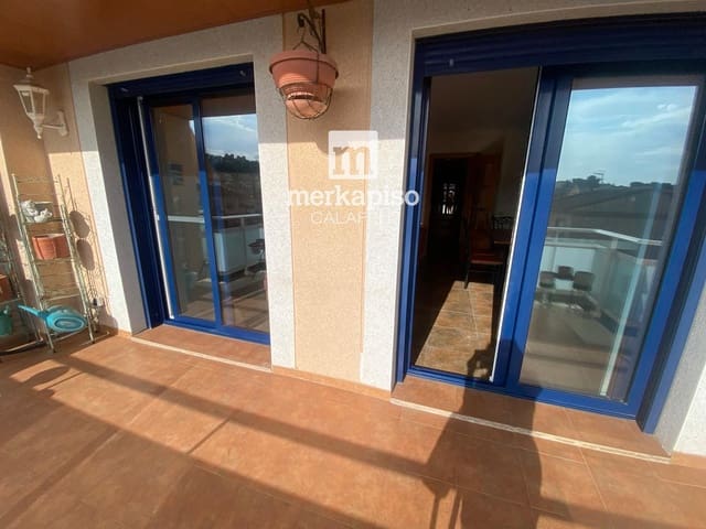4 bedroom Townhouse for rent in Calafell with garage - € 1,100 (Ref: 9883863)