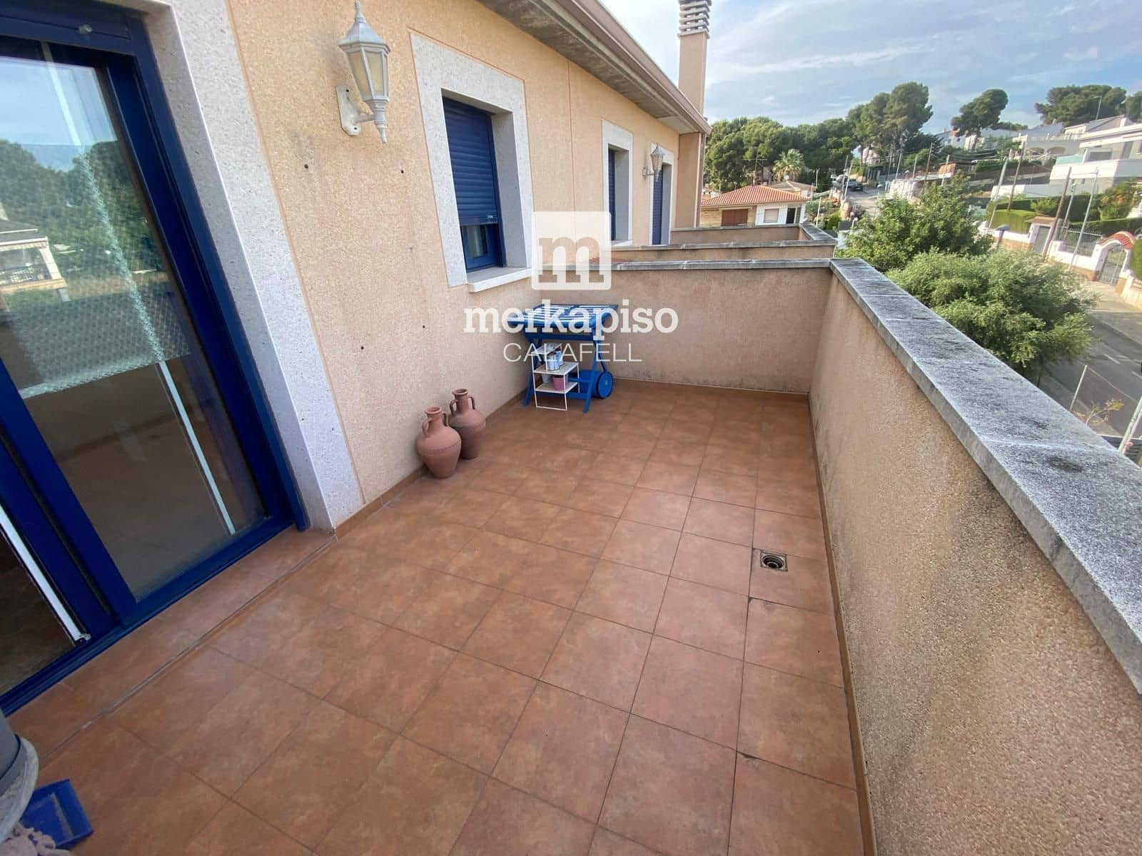 4 bedroom Townhouse for rent in Calafell with garage - € 1,100 (Ref: 9883863)