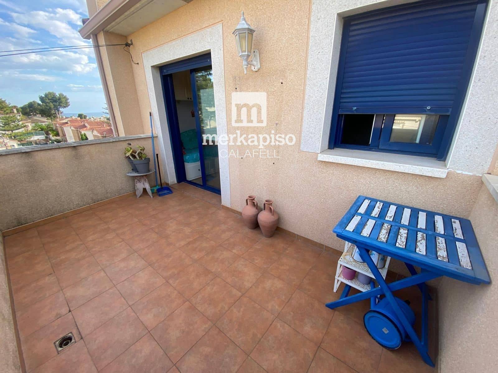 4 bedroom Townhouse for rent in Calafell with garage - € 1,100 (Ref: 9883863)