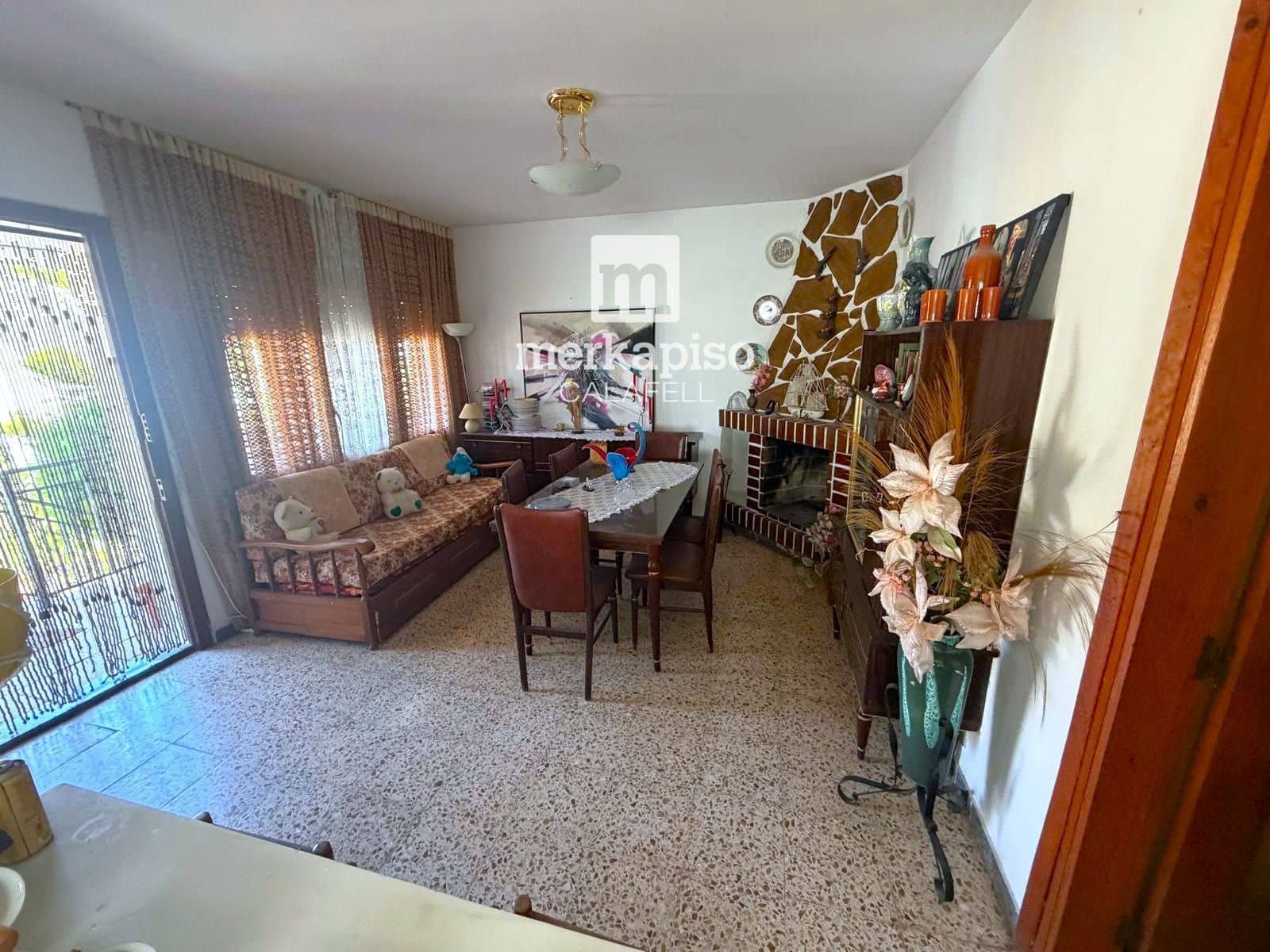 2 slaapkamer Villa te koop in El Montmell met garage - € 159.000 (Ref: 9891077)