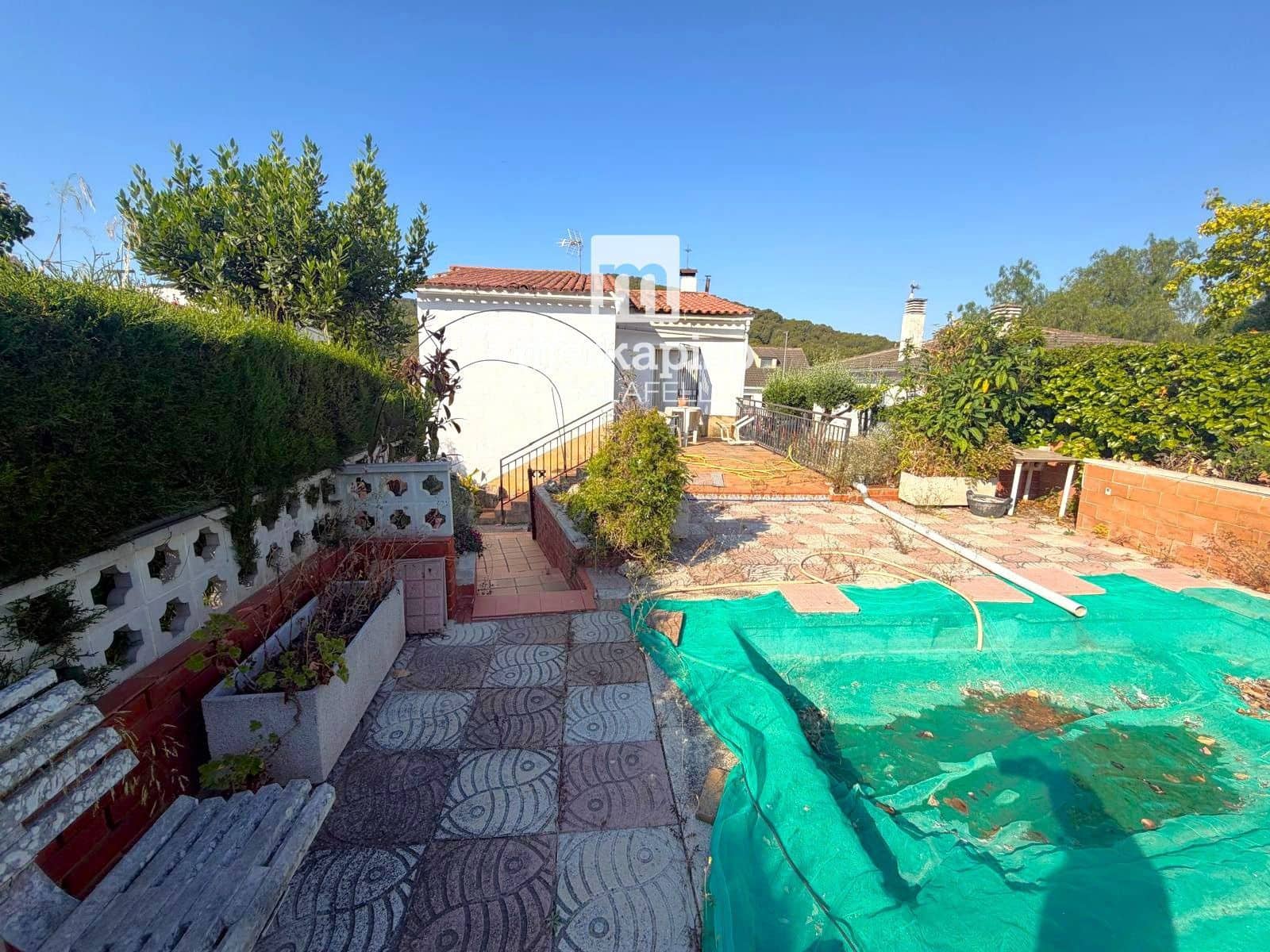 2 slaapkamer Villa te koop in El Montmell met garage - € 159.000 (Ref: 9891077)